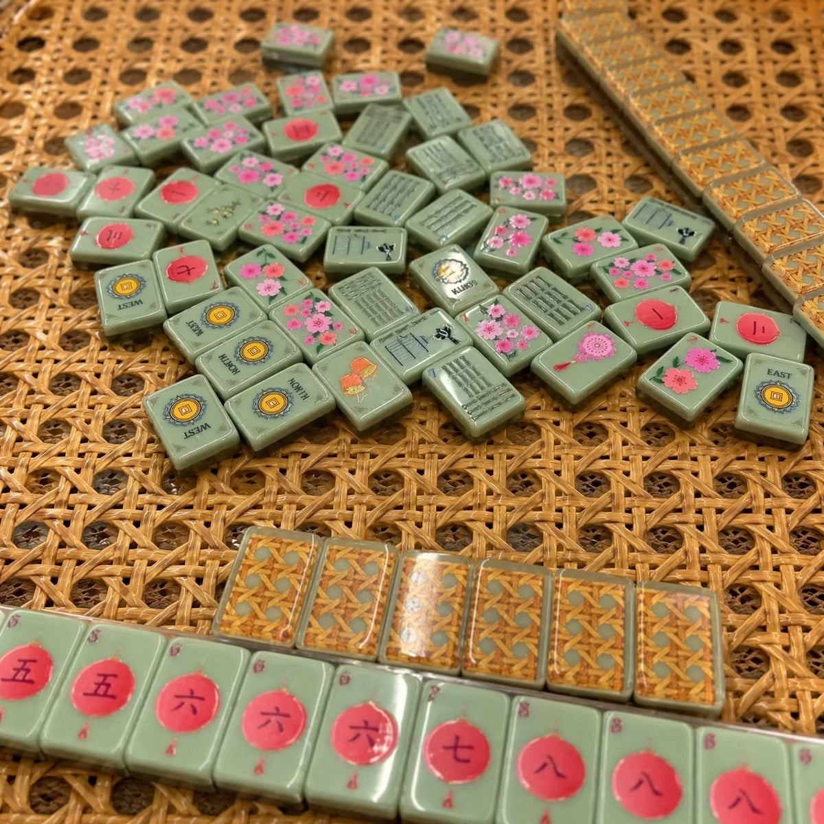 Magpie Panda Engraved Acrylic Mahjong Set Free Shipping